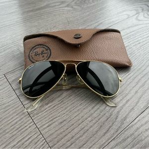 Ray ban aviator sunglasses